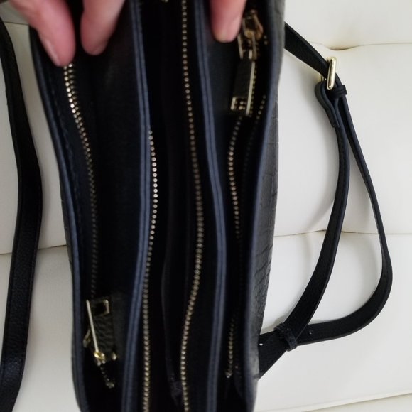 Doris & Jacky Alligator-Embossed Leather Shoulder Bag - Picture 3 of 16